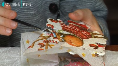 Рівненська майстриня Олена Медведєва провела майстер-клас для школярів