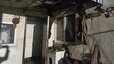 На Рівненщині блискавка підпалила будинок. Як часто та чому так стається На Рівненщині блискавка підпалила будинок. Як часто та чому так стається