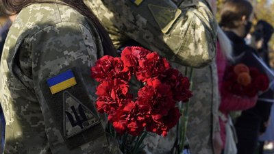 В Харкові прощаються із загиблими в катастрофі Ан-26. Онлайн-трансляція В Харкові прощаються із загиблими в катастрофі Ан-26. Онлайн-трансляція