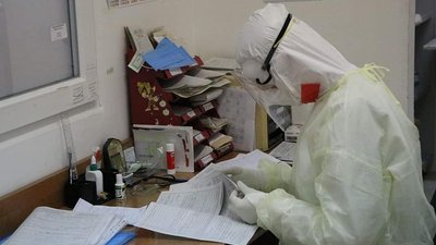Першу тижневу зміну здали медики, що лікували хворих на COVID-19 в Ужгороді Першу тижневу зміну здали медики, що лікували хворих на COVID-19 в Ужгороді
