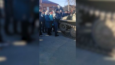 Зупиняли танки і давали росіянам книжки з історії України: як жила Городня в окупації Зупиняли танки і давали росіянам книжки з історії України: як жила Городня в окупації