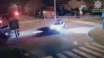 
Один з водіїв був п'яним: у Чернігові сталася ДТП на перехресті у Чернігові