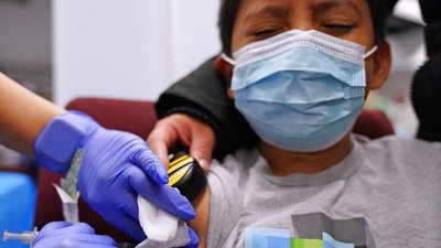 Другий рік пандемії коронавірусу. Як світ боровся з COVID-19 у 2021-му Другий рік пандемії коронавірусу. Як світ боровся з COVID-19 у 2021-му