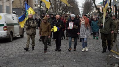 "Вона хотіла, щоб Україна була вільною": у Полтаві попрощались із Наталією Стребковою з "Азову" "Вона хотіла, щоб Україна була вільною": у Полтаві попрощались із Наталією Стребковою з "Азову"