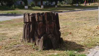 Скульптура з дерева Івана Чеха Скульптура з дерева Івана Чеха