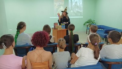Що читати дітям, коли немає світла: поради мережі дитячих бібліотек Одеси Що читати дітям, коли немає світла: поради мережі дитячих бібліотек Одеси