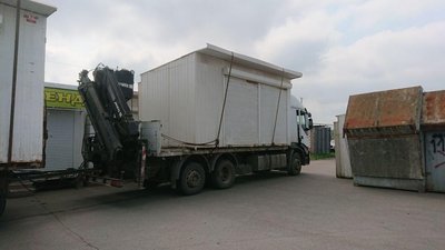 З Луцького ринку прибрали 520 контейнерів. Щоб демонтувати решту, перекрили дорогу