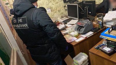 Погрожували копу вбивством: в Одесі викрили мережу гральних закладів Погрожували копу вбивством: в Одесі викрили мережу гральних закладів