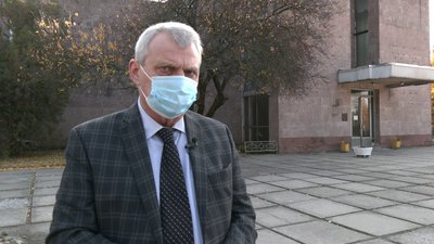 "Приймаємо за 5-6 днів". Як у харківському крематорії працюють в умовах пандемії "Приймаємо за 5-6 днів". Як у харківському крематорії працюють в умовах пандемії