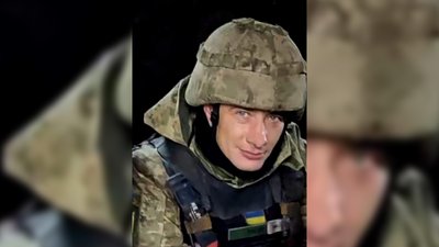 Загинули у боях: на Чернігівщині попрощалися з двома військовими ЗСУ Загинули у боях: на Чернігівщині попрощалися з двома військовими ЗСУ
