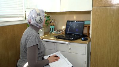 Миколаївська вчителька розповіла про особливості дистанційного навчання