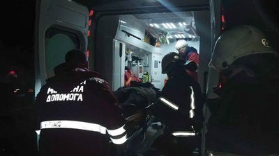 Легковик в'їхав під потяг: на Вінниччині у ДТП загинули дві людини