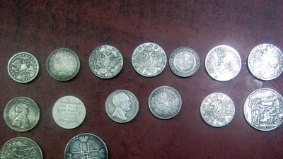 Росіянина продав жителю Чернігівщини фейкових монет на півмільйона гривень Росіянина продав жителю Чернігівщини фейкових монет на півмільйона гривень