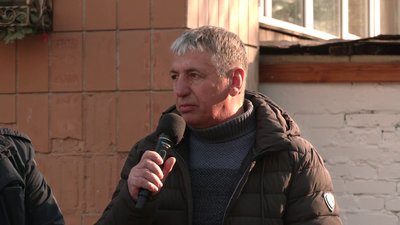 У Рівному відкрили меморіальну дошку на честь загиблого бійця Максима Данічкіна У Рівному відкрили меморіальну дошку на честь загиблого бійця Максима Данічкіна