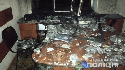 У Херсоні підпалили офіс однієї з політичних партій