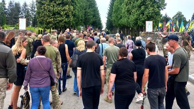 У Сумах поховали Ігоря Мєлєхіна