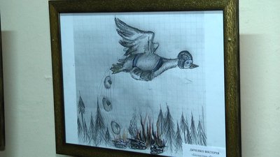 У Житомирі відкрилася виставка робіт учнів художньої школи під назвою "Мир і війна очима дітей" У Житомирі відкрилася виставка робіт учнів художньої школи під назвою "Мир і війна очима дітей"