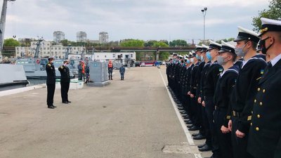 Курсанти інституту ВМС повернулися до Одеси після катерного походу