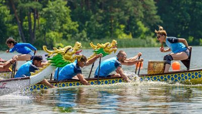 Збірна України з веслування на човнах "Дракон" провела у Житомирі тренування перед Чемпіонатом світу в Таїланді Збірна України з веслування на човнах "Дракон" провела у Житомирі тренування перед Чемпіонатом світу в Таїланді