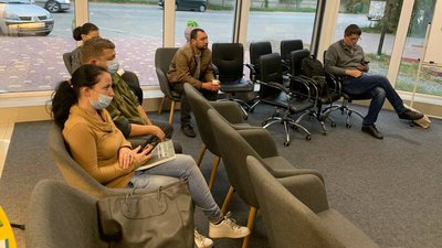 "Сила небайдужих". У Вінниці презентували книгу про волонтерів "Сила небайдужих". У Вінниці презентували книгу про волонтерів