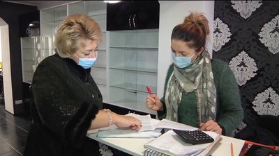 Рейд Держпродспоживслужби: чи дотримуються карантинних вимог ринки, магазини та кафе у Херсоні
