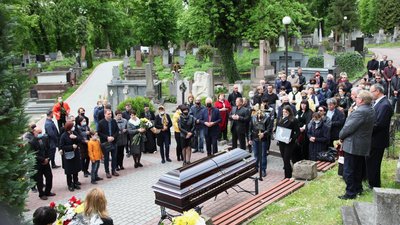 У Львові попрощалися із головним диригентом опери Михайлом Дутчаком