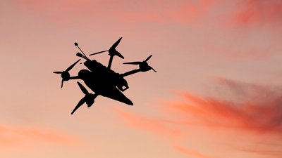 Атака на Семенівку на Чернігівщині: російське військо FPV-дронами атакувало житловий масив