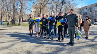 У Запоріжжі вшанували пам’ять загиблих добровольців У Запоріжжі вшанували пам’ять загиблих добровольців