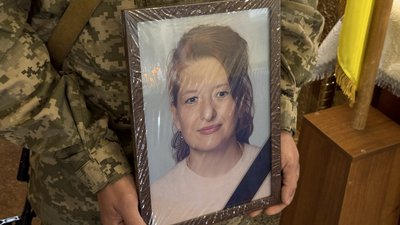У Полтаві попрощалися із військовослужбовицею ТЦК Іриною Бурмак