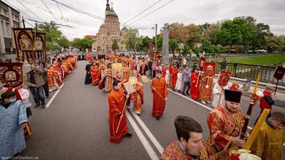 Через хресну ходу у Харкові обмежать рух: як ходитиме транспорт