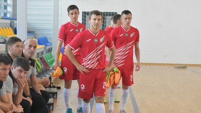Івано-франківська футзальна команда, з сумчанином в складі, вдруге перемогла на "Кубку нескорених"