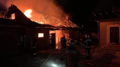У ДСНС розповіли обставини пожежі, яку рівняни вночі бачили за містом У ДСНС розповіли обставини пожежі, яку рівняни вночі бачили за містом