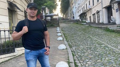 "Я обіцяла йому бути сильною": мати Віталія Скакуна про рік без сина "Я обіцяла йому бути сильною": мати Віталія Скакуна про рік без сина