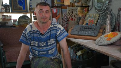 «Роби те, що ти любиш»: полтавський кераміст Святослав Пашинський понад десять років працює з глиною «Роби те, що ти любиш»: полтавський кераміст Святослав Пашинський понад десять років працює з глиною