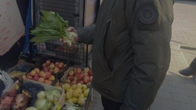 Черемша, яку виявили та вилучили на луцьких ринках