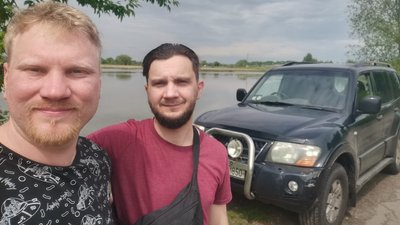Житомирський гурт "ZERNО" на благодійному концерті збирав гроші на "бандеромобіль" для ЗСУ Житомирський гурт "ZERNО" на благодійному концерті збирав гроші на "бандеромобіль" для ЗСУ