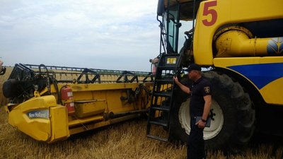 На Херсонщині розпочались жнива. Рятувальники перевіряють пожежну безпеку На Херсонщині розпочались жнива. Рятувальники перевіряють пожежну безпеку