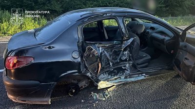 ДТП, Кривий Ріг, загинув пасажир, розбите авто