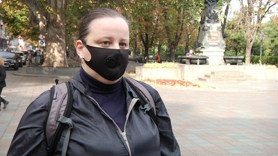 Під стінами Одеської міськради мітингували за збереження стоянки, яку суд визнав незаконною Під стінами Одеської міськради мітингували за збереження стоянки, яку суд визнав незаконною