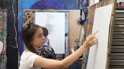"Це терапія": як працює харківська студія Aza Nizi Maza в умовах війни "Це терапія": як працює харківська студія Aza Nizi Maza в умовах війни