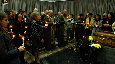 Церемонія прощання з полеглим Юрієм Годущаном, 4 вересня 2023. Фото: Суспільне Хмельницький Церемонія прощання з полеглим Юрієм Годущаном, 4 вересня 2023. Фото: Суспільне Хмельницький