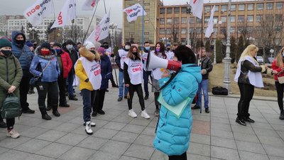 Проти локдауну: у Черкасах підприємці провели попереджувальну акцію Проти локдауну: у Черкасах підприємці провели попереджувальну акцію