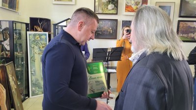 В арт-ательє Косміаді Рівного вручили 12 художню премію. Хто став лавреатом В арт-ательє Косміаді Рівного вручили 12 художню премію. Хто став лавреатом