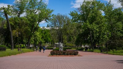 Сквер Мистецький у Запоріжжі Сквер Мистецький у Запоріжжі