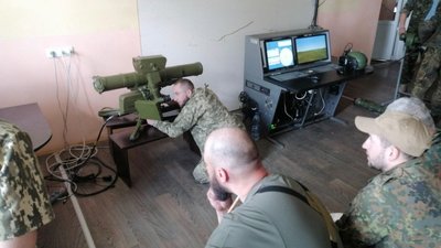 Львівські добровольчі формування навчаються користуватися важким озброєнням Львівські добровольчі формування навчаються користуватися важким озброєнням