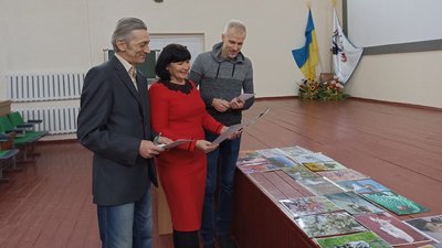 На Житомирщині визначили переможців обласної виставки-конкурсу юних фотоаматорів "Моя Україно!" На Житомирщині визначили переможців обласної виставки-конкурсу юних фотоаматорів "Моя Україно!"