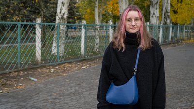 У Дніпрі місцеві жителі скаржаться на купи сміття на алеї: що каже влада У Дніпрі місцеві жителі скаржаться на купи сміття на алеї: що каже влада
