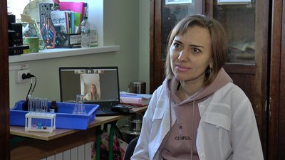 Учителька хімії ліцею № 3 Світлана Шевченко Учителька хімії ліцею № 3 Світлана Шевченко