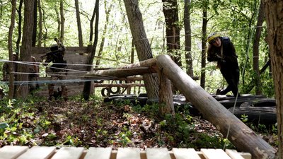 "Вовки Да Вінчі" проводять військовий вишкіл на Буковині "Вовки Да Вінчі" проводять військовий вишкіл на Буковині
