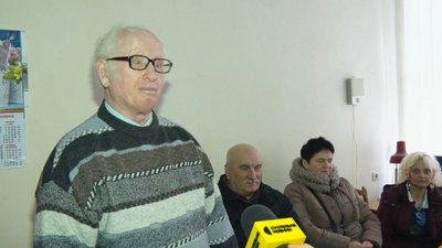 Розв'язують проблеми та збирають на ЗСУ: як живуть люди з порушенням зору на Тернопільщині Розв'язують проблеми та збирають на ЗСУ: як живуть люди з порушенням зору на Тернопільщині